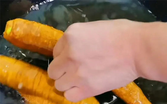 大嘴儿美食挠儿哥 大嘴儿美食挠儿哥