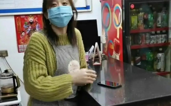 大嘴儿美食挠儿哥 大嘴儿美食挠儿哥