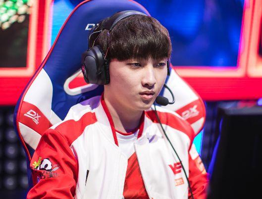 康兮王朝!WE队员遭遇断崖式评价 康兮王朝!WE队员遭遇断崖式评价