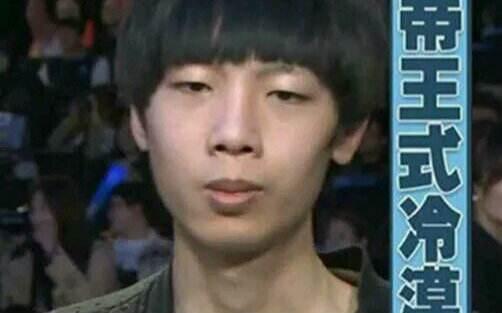 自闭 开始自闭从弹幕到生活 自闭 开始自闭从弹幕到生活