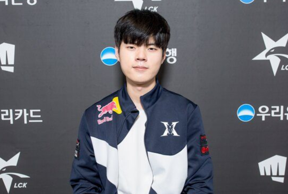 Deft评价Uzi:Uzi很了不起但输赢还看准备 Deft评价Uzi:Uzi很了不起但输赢还看准备