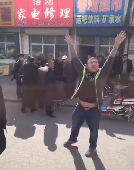 全体目光向我看齐 我宣布个事! 全体目光向我看齐 我宣布个事!