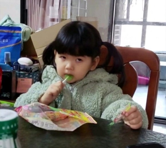 夺子姐是谁 李赣之女阿巴阿巴打夺夺 夺子姐是谁 李赣之女阿巴阿巴打夺夺